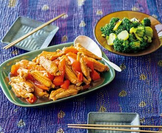 鶏手羽中のオイスター煮、ブロッコリーの塩昆布あえ。15分で完成する夕飯レシピ