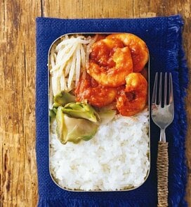 王道中華もレンチンで爆速！簡単エビチリ弁当