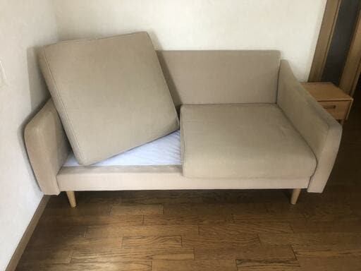 クッションを定期的にローテーションすると長持ちする