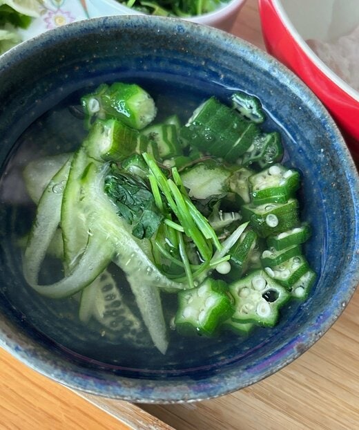 野菜を入れただし料理