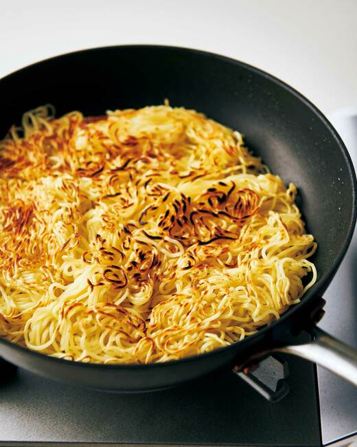 八宝菜焼きソバの調理過程