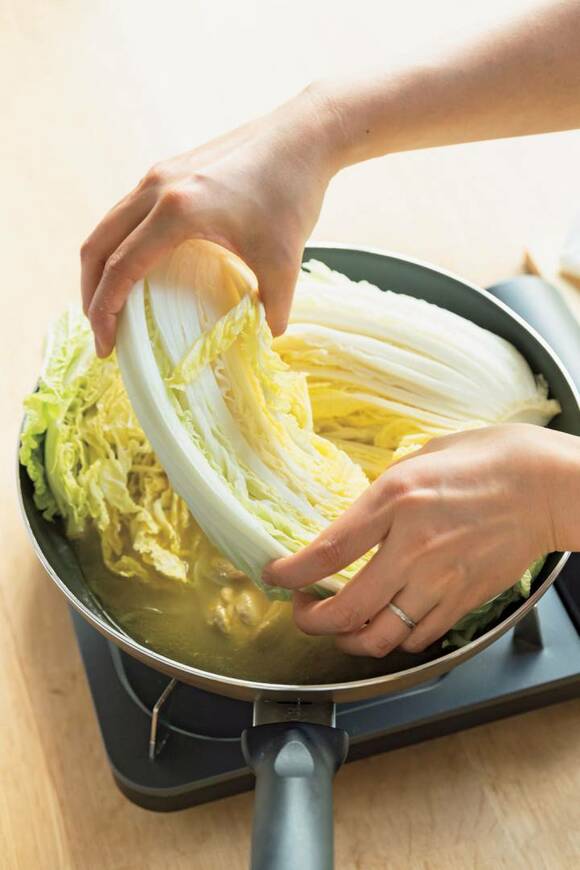 フライパンに白菜