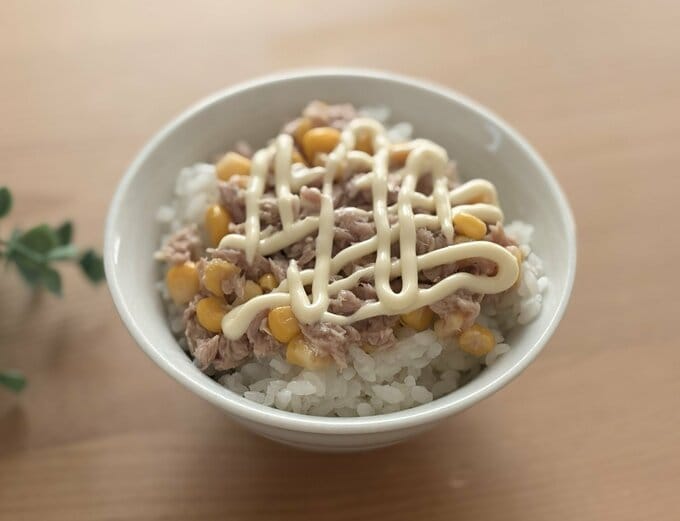 ツナコーンマヨ丼