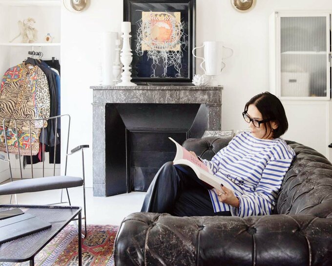 大塚博美さんパリの自宅にて