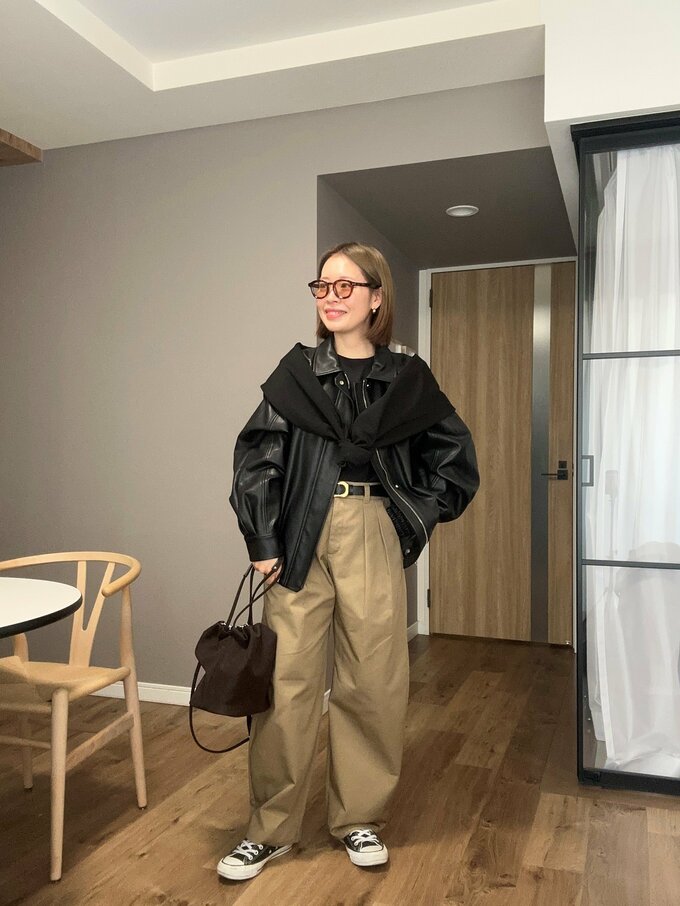 レザージャケットコーデ