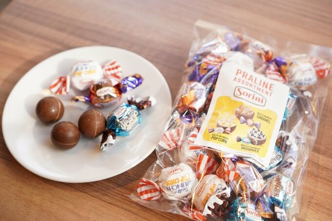 ポップな包み紙のイタリアチョコ