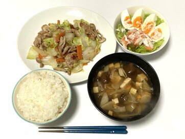 お金のプロが実践する食費節約のルール。小分け冷凍やふるさと納税もカギに