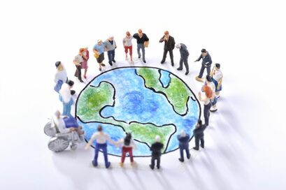 吐き気には炭酸？しゃっくりのときは手を後ろに…!?世界のびっくり習慣