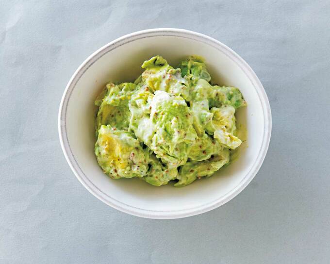 アボカドのマヨマスタードあえ