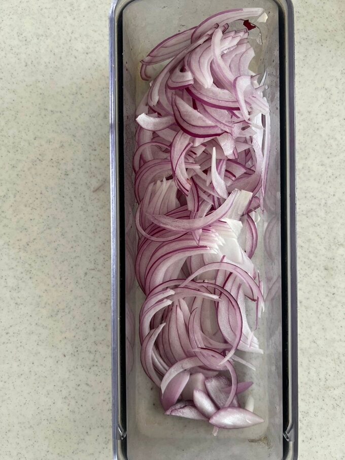 スライスされたタマネギ