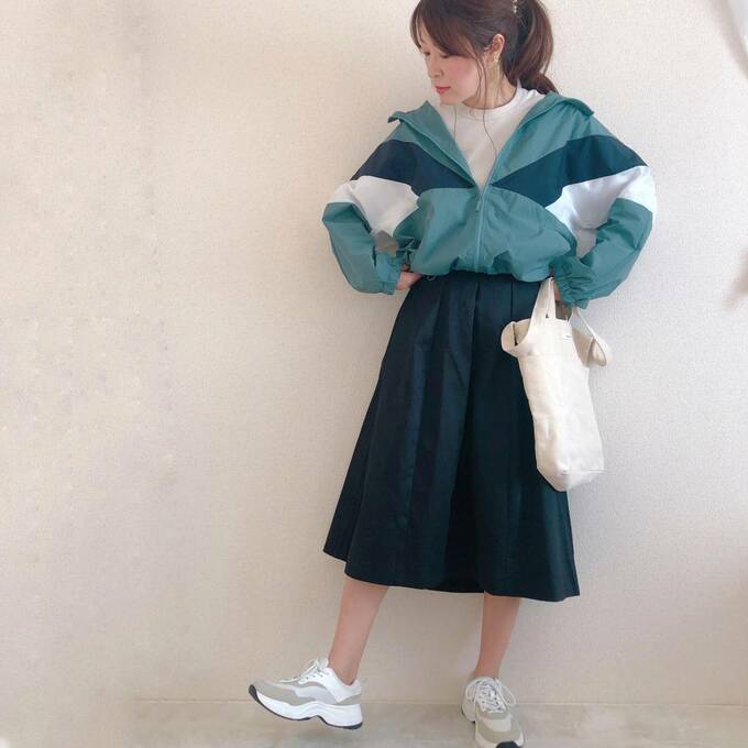 シンプルモノトーン