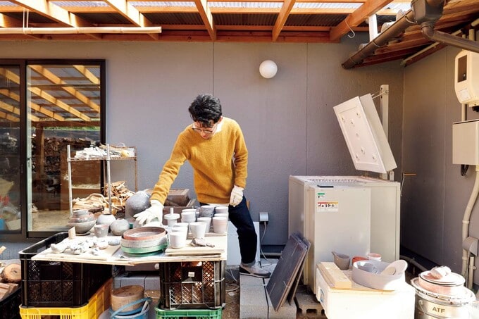 屋根をかけた屋外空間