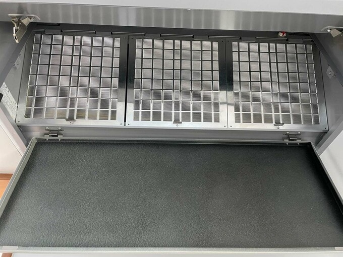 レンジフードの内部