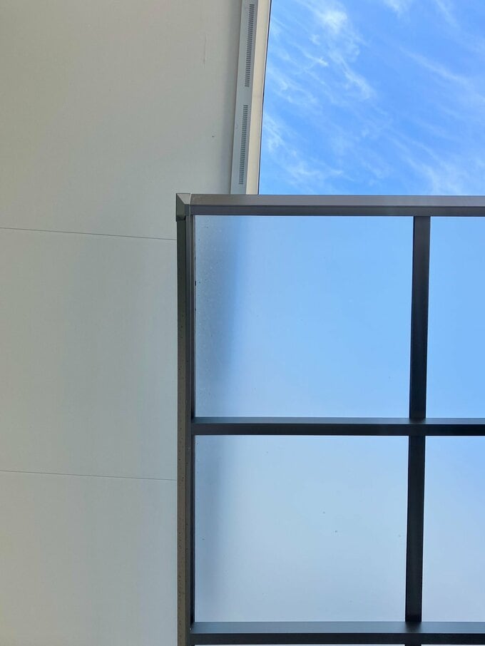 カーポートと軒の重なる部分は余裕を持たせて