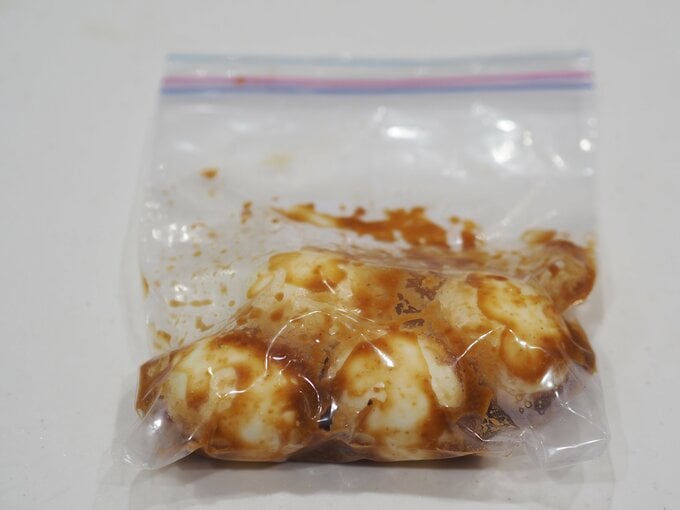 ポリ袋に入れる