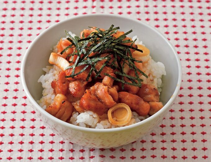 照り焼きチキンや親子丼