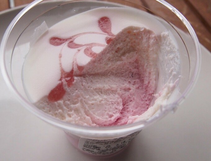 いちごのレアチーズ中身