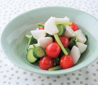 混ぜてもむだけで勝手においしく！ポリ袋でつくるサラダ