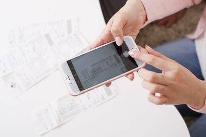 年100万円貯める人たちの小ワザ！覆面調査で外食費ゼロ