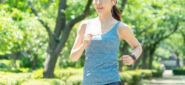 夏季は布マスクで十分。熱中症を避けつつ免疫力が上がる生活を