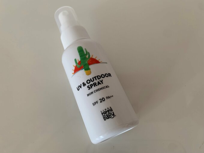 子ども用に日焼け止めミストとアウトドアスプレーが一体化したもの