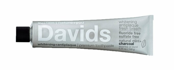 ホワイトニングトゥースペースト