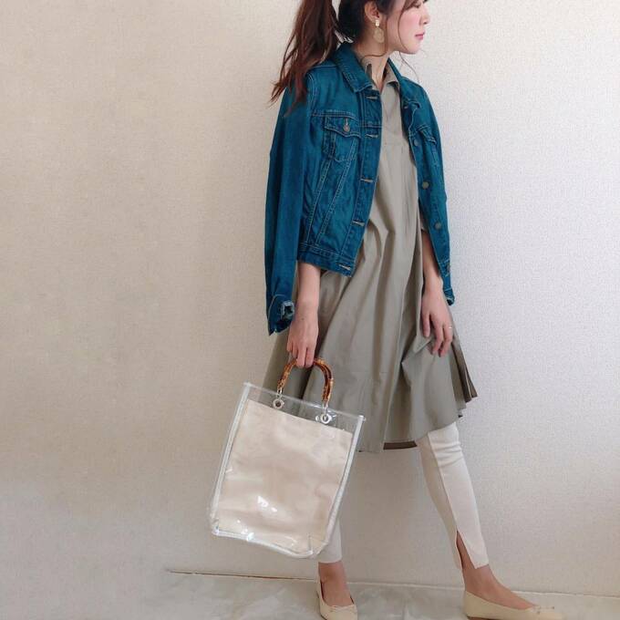 アウターを合わせるならデニムジャケット