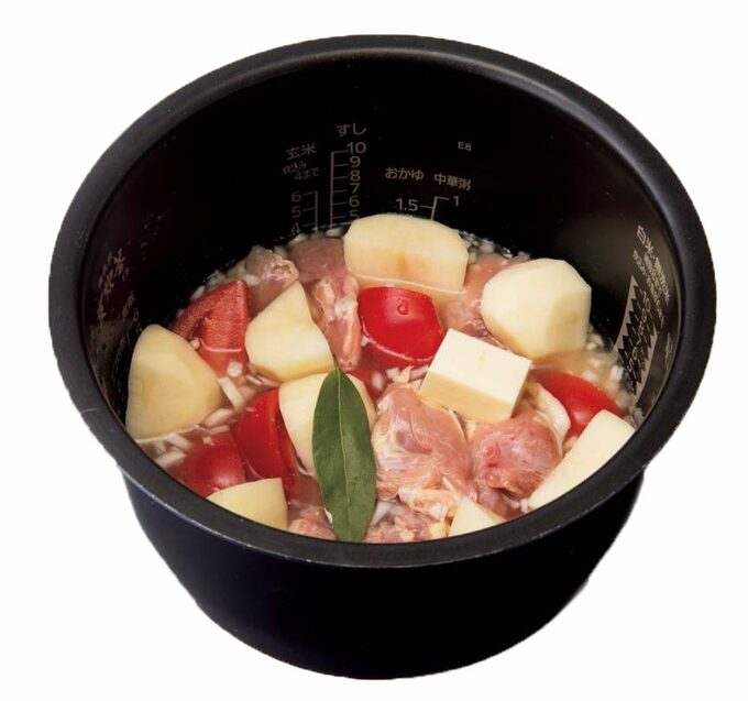 炊飯器にジャガイモなど