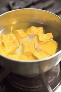 ひたひた→煮くずれさせたくないとき