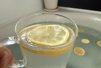 暑い日は「レモン風呂」でリフレッシュに限る！心も体もすっきりさわやか