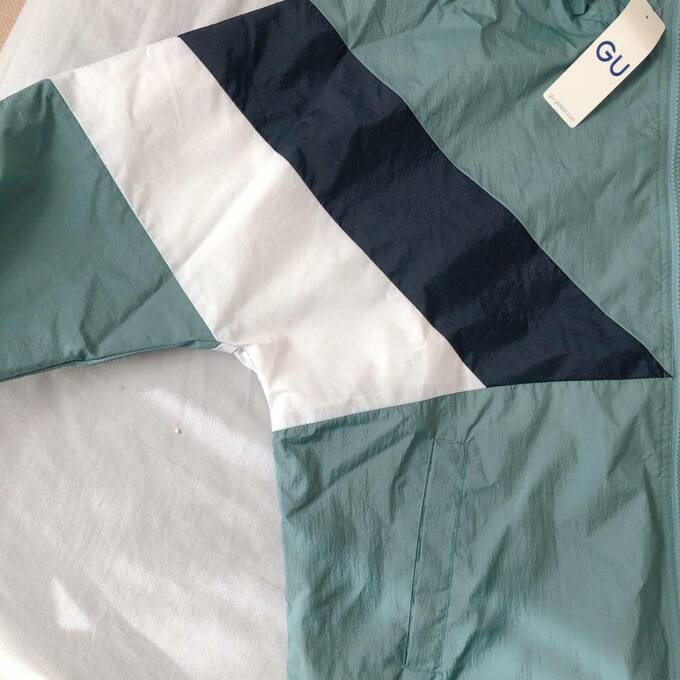 春にぴったりなアウター