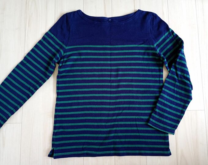 無印良品のボーダー長袖カットソー