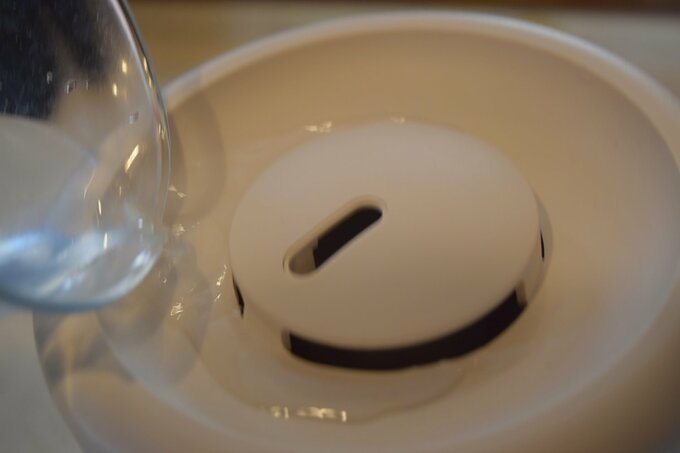 上から給水できる