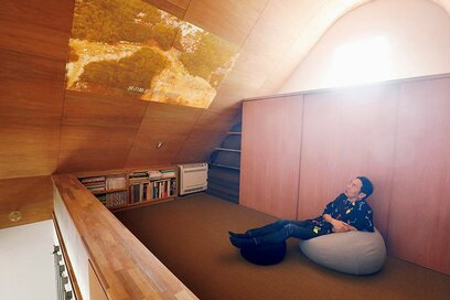 家好き芸人アンガールズ・田中がお宅訪問！コンパクトでものびのび、屋根裏みたいな空間も楽しい