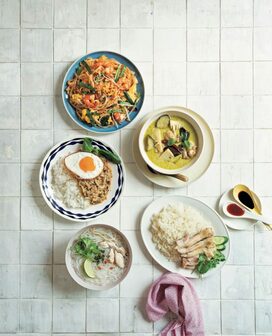 カルディのエスニック食材ベスト5。1位は甘辛味のタイ風焼きそば