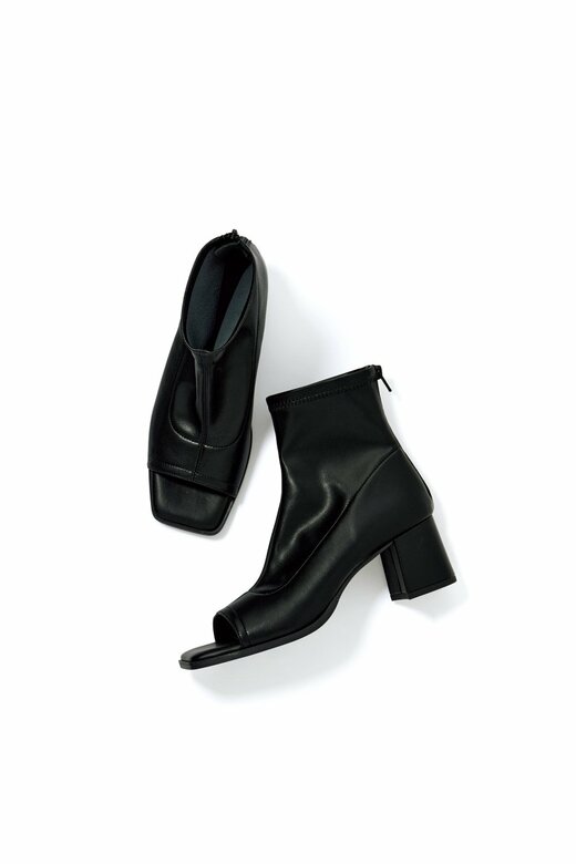 オープントゥシューズ