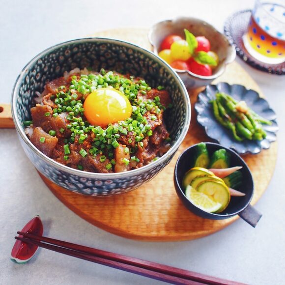 お好みで七味唐辛子をかける