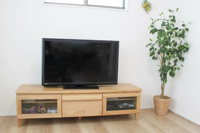 ISSEIKIのテレビ台