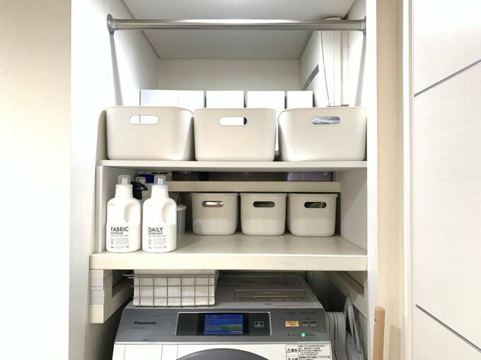 2段目奥にもポリエチレンケース