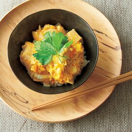 志麻さんのやみつき豆腐丼レシピ。お肉なしでも味しみで大満足