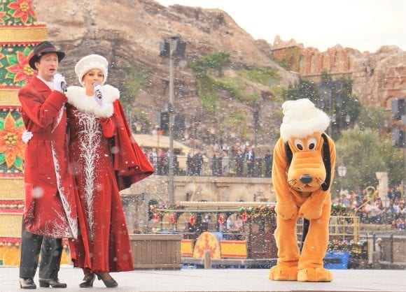 哀愁に満ちたプルートの熱演