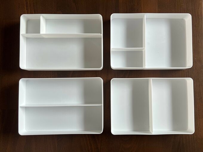 左上：Aタイプ／右上：Bタイプ／左下：Cタイプ／右下：Dタイプ（それぞれ21.7×14.8×3.8cm）