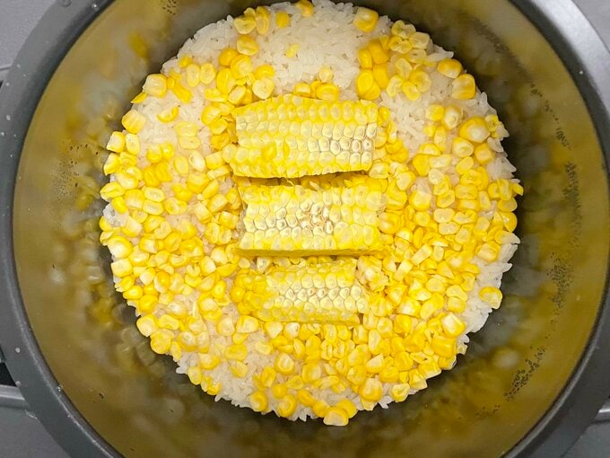 トウモロコシご飯