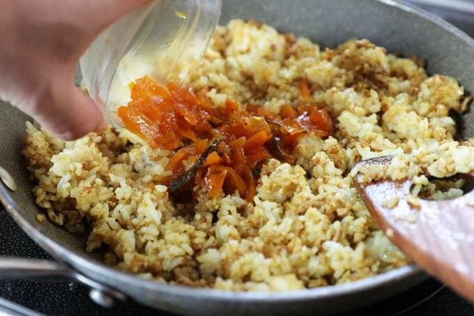 福神漬けを入れる