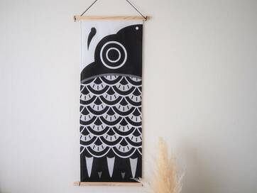 場所をとらない鯉のぼり飾り。  100円グッズで簡単につくれる