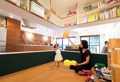 【マンションリノベ事例】テーブル一体型のキッチン＆キッズスペースで！子育てしやすい空間に