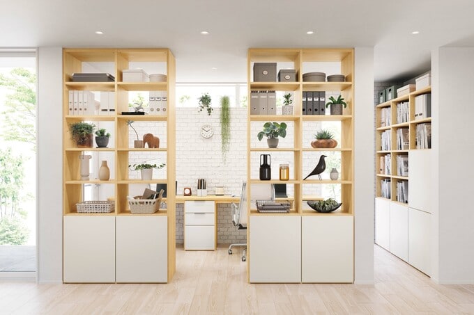 間仕切りを兼ねる収納