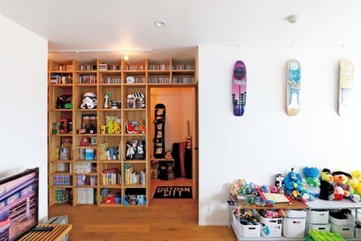 【マンションリノベ事例】玄関とLDKを回遊できる開放的な間取りに。秘密基地のようなボーイズルームも！