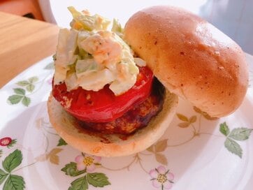 無性に食べたくなる家ハンバーガー。手づくりでコスパ最高
