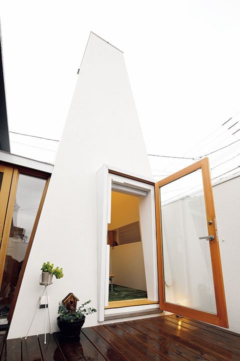 テラスデッキに面した扉